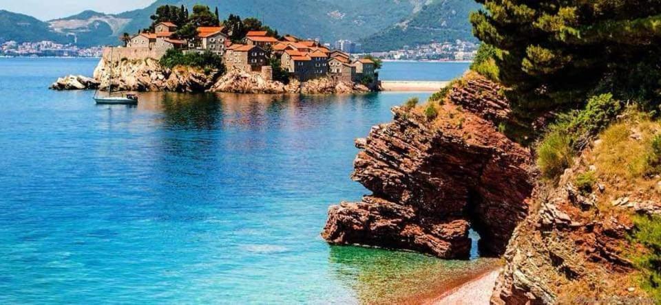 Apartments Dragisic Ilha Ilha Sveti Stefan Exterior foto