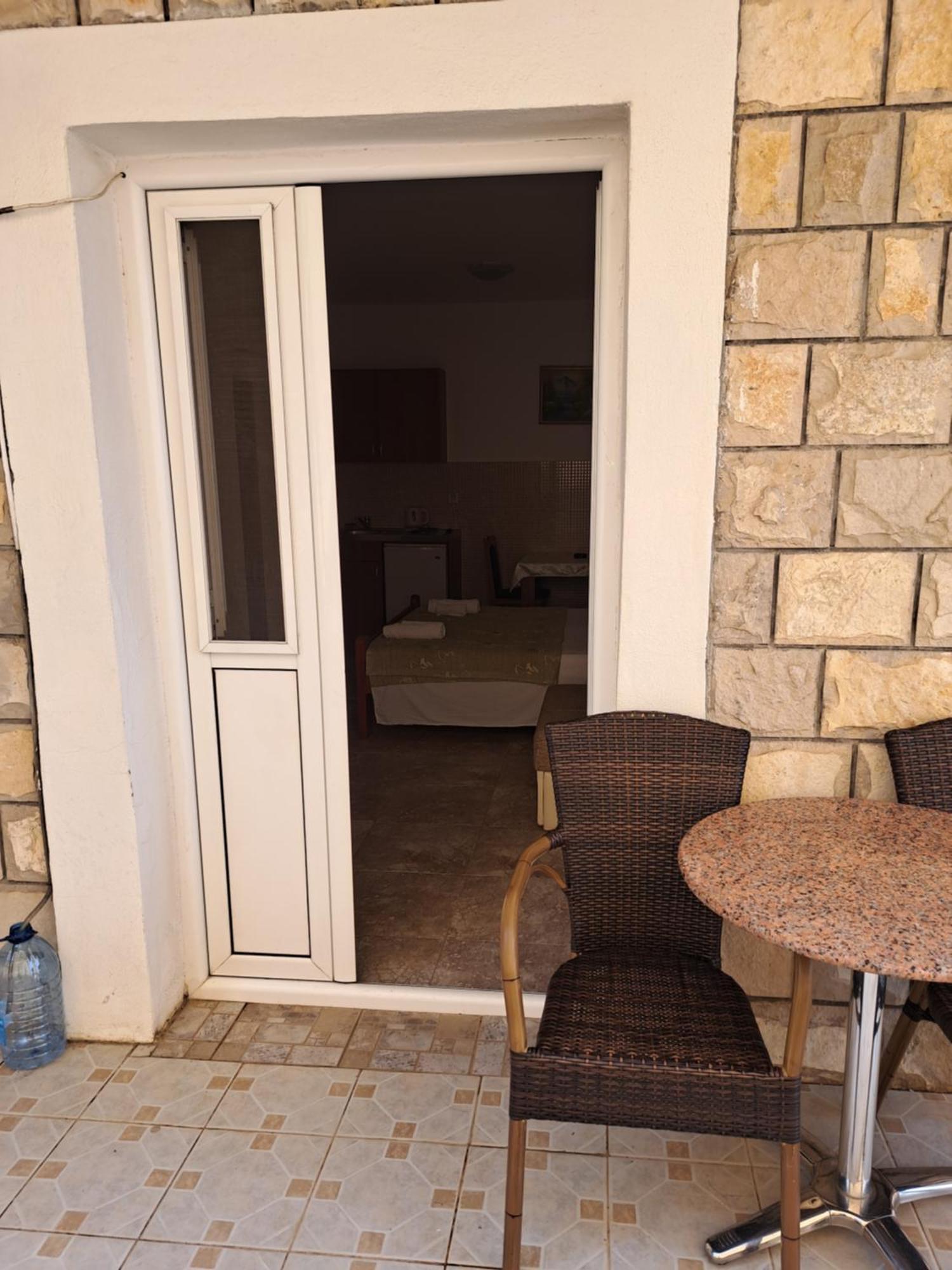Apartments Dragisic Ilha Ilha Sveti Stefan Exterior foto