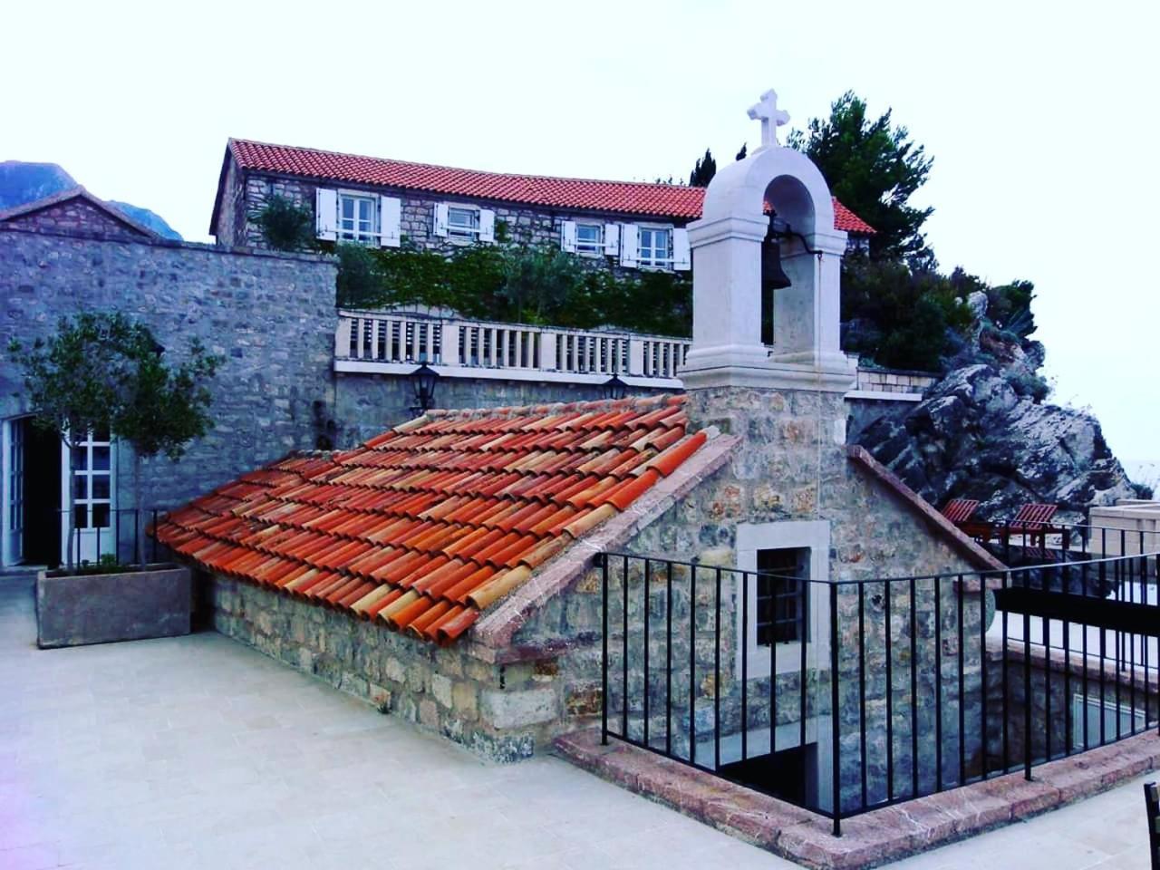 Apartments Dragisic Ilha Ilha Sveti Stefan Exterior foto